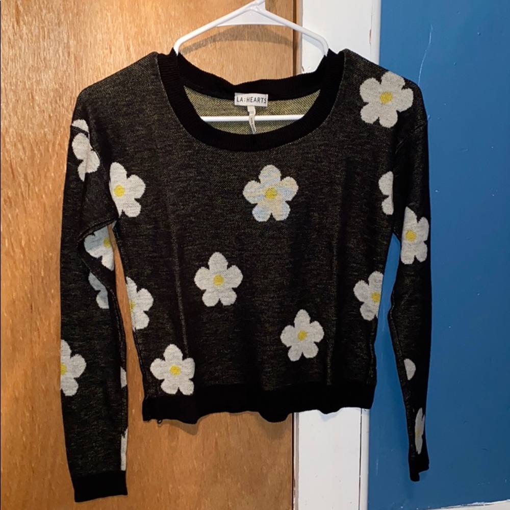 LA Hearts sweater XS good condition